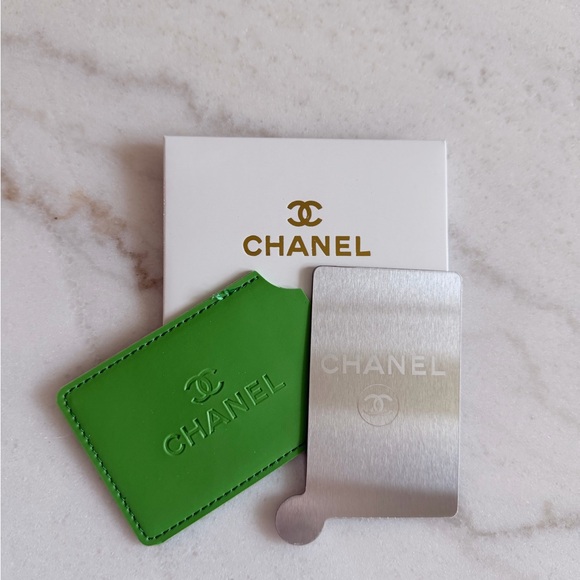 Cardholder Mirror!(Green) - Picture 2 of 2